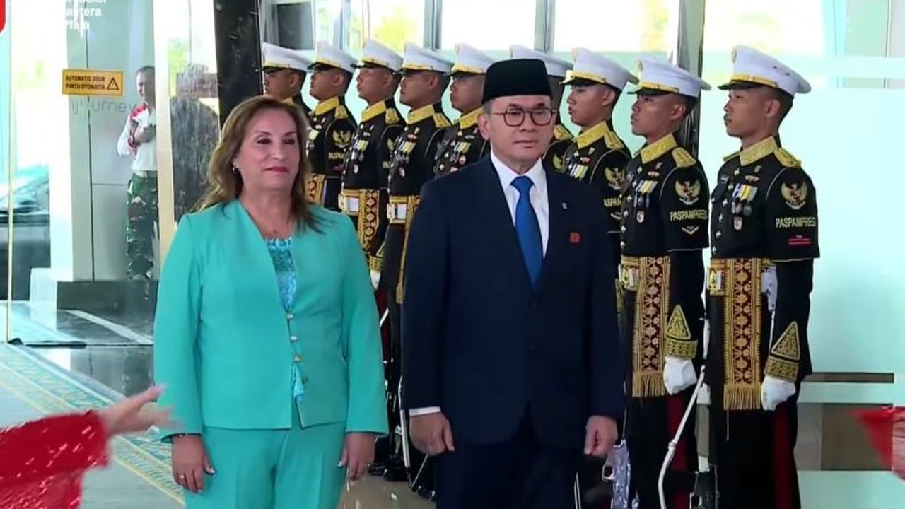 Presiden Peru Dina Boluarte tiba di Indonesia untuk kunjungan bersejarah, bertemu Prabowo Subianto. Apa saja agenda penting dalam Kunjungan Presiden Peru Dina Boluarte ini?
