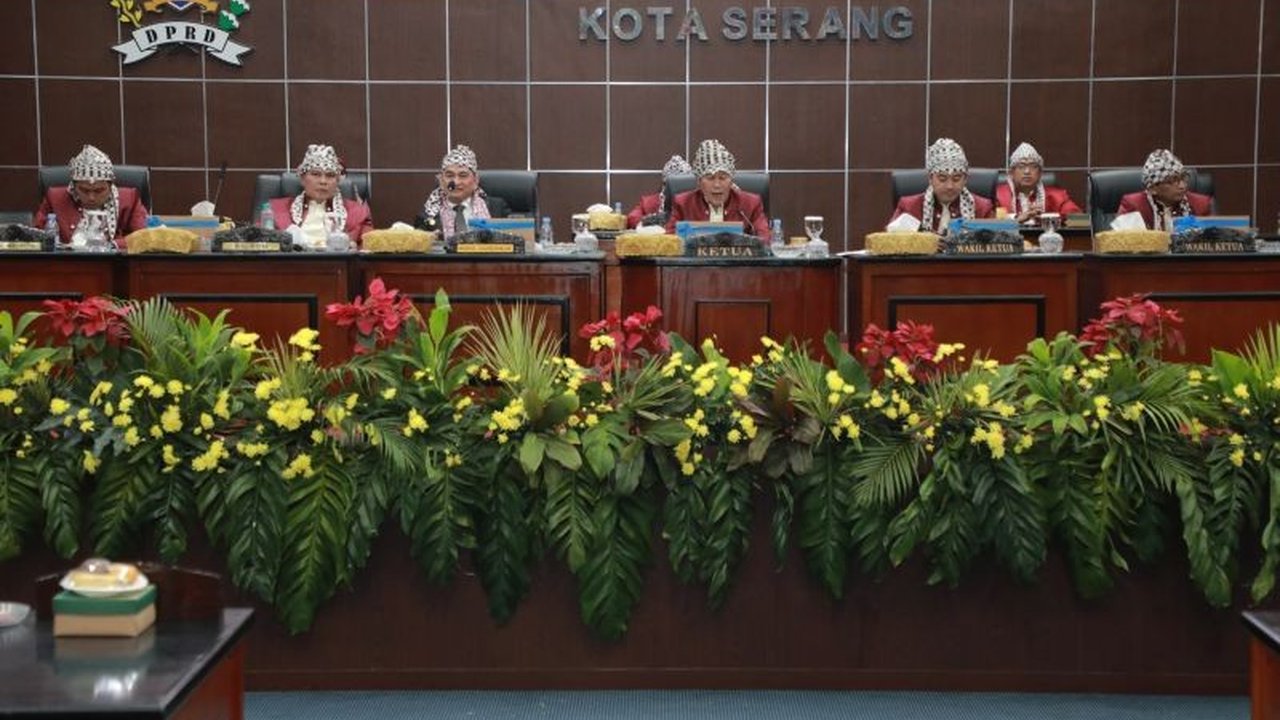 Pemprov Banten menegaskan komitmennya untuk memprioritaskan pembenahan Kota Serang sebagai ibu kota provinsi. Apa saja rencana besar untuk kemajuan Serang?