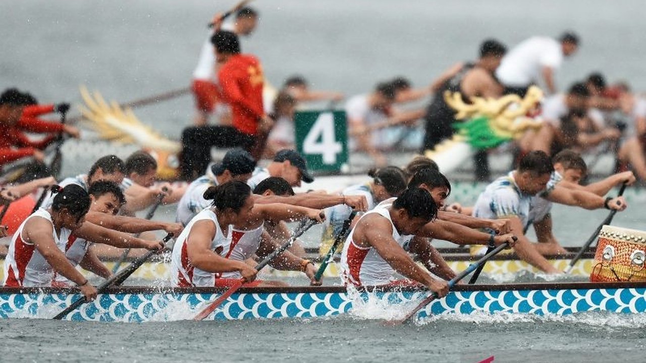 Kontingen Indonesia berhasil menembus 10 besar klasemen sementara World Games 2025, mengukir prestasi gemilang dengan perolehan medali yang membanggakan.