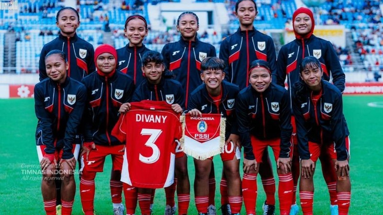 Timnas Indonesia Putri U-20 raih kemenangan telak 4-0 atas Turkmenistan, namun hasil ini belum cukup mengantarkan mereka lolos ke Piala Asia Putri U-20 2026.