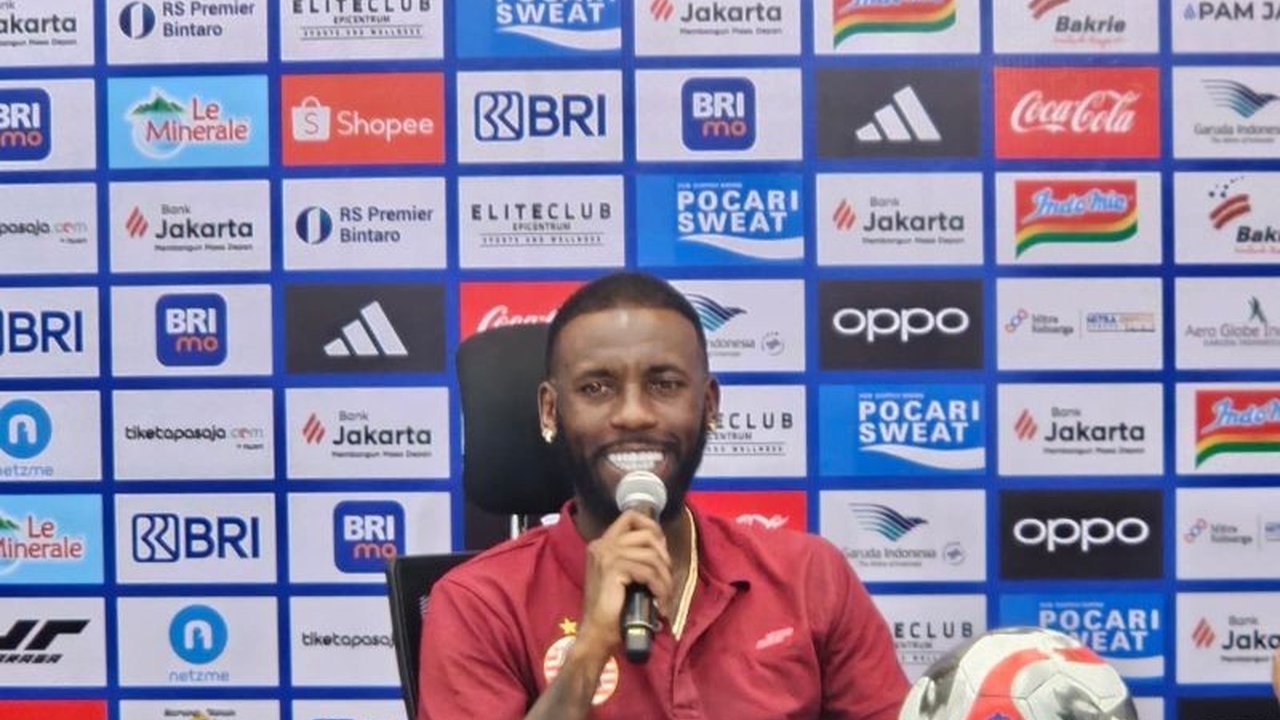 Allano de Souza, bintang Persija, sukses mencetak dua gol krusial dan mempersembahkannya untuk tim serta suporter. Apa rahasia di balik performa gemilangnya sang pemain Allano de Souza Persija?