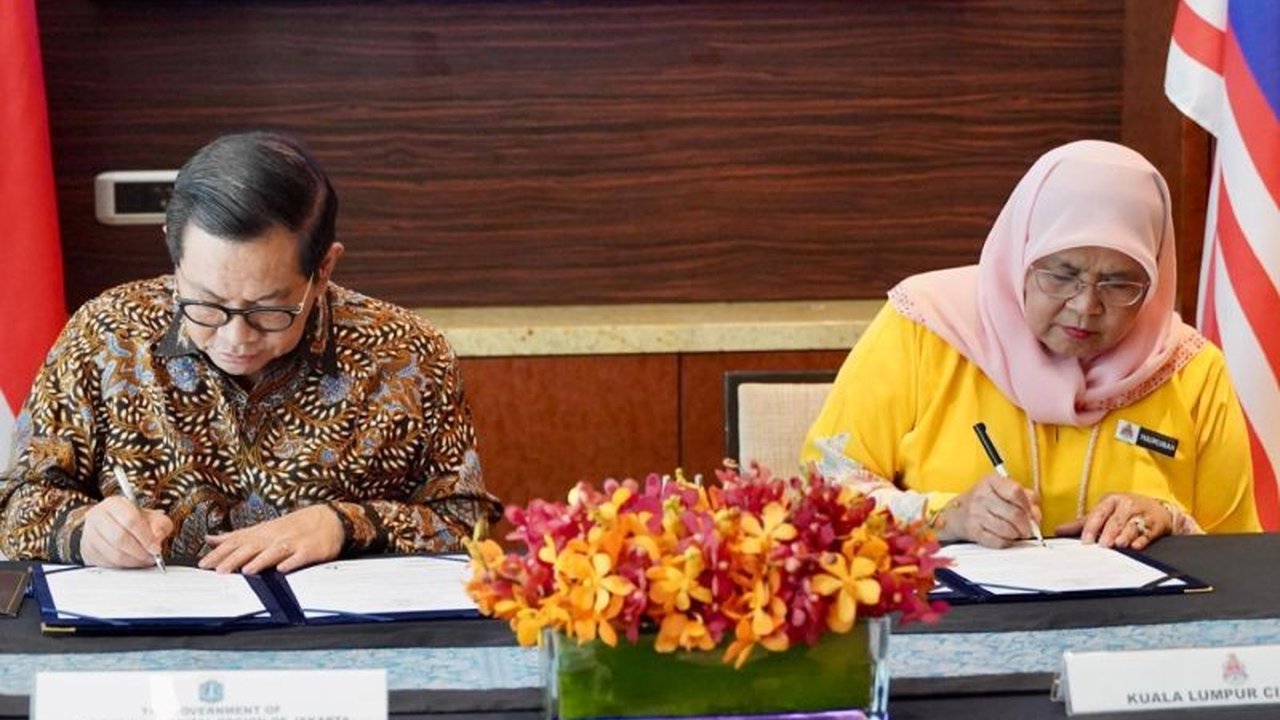 DKI Jakarta dan Kuala Lumpur resmi jalin Kerja Sama Sister City, langkah strategis atasi tantangan perkotaan dan bangun masa depan berkelanjutan. Apa saja fokus kolaborasinya?