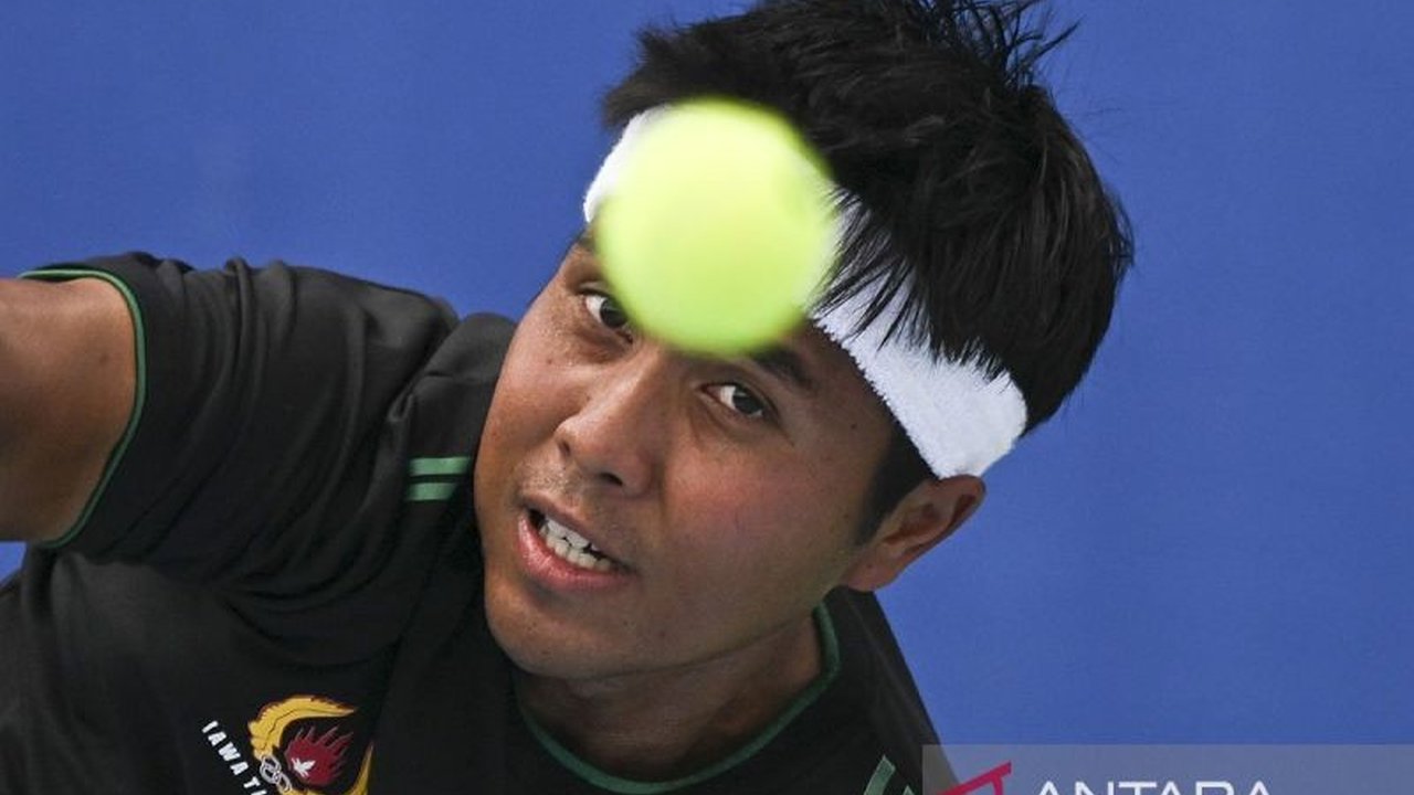 Petenis Rifqi Fitriadi kembali berlaga di ITF M25 Bali seri keempat setelah pulih dari cedera, siap menghadapi tantangan berat di babak utama turnamen bergengsi ini.