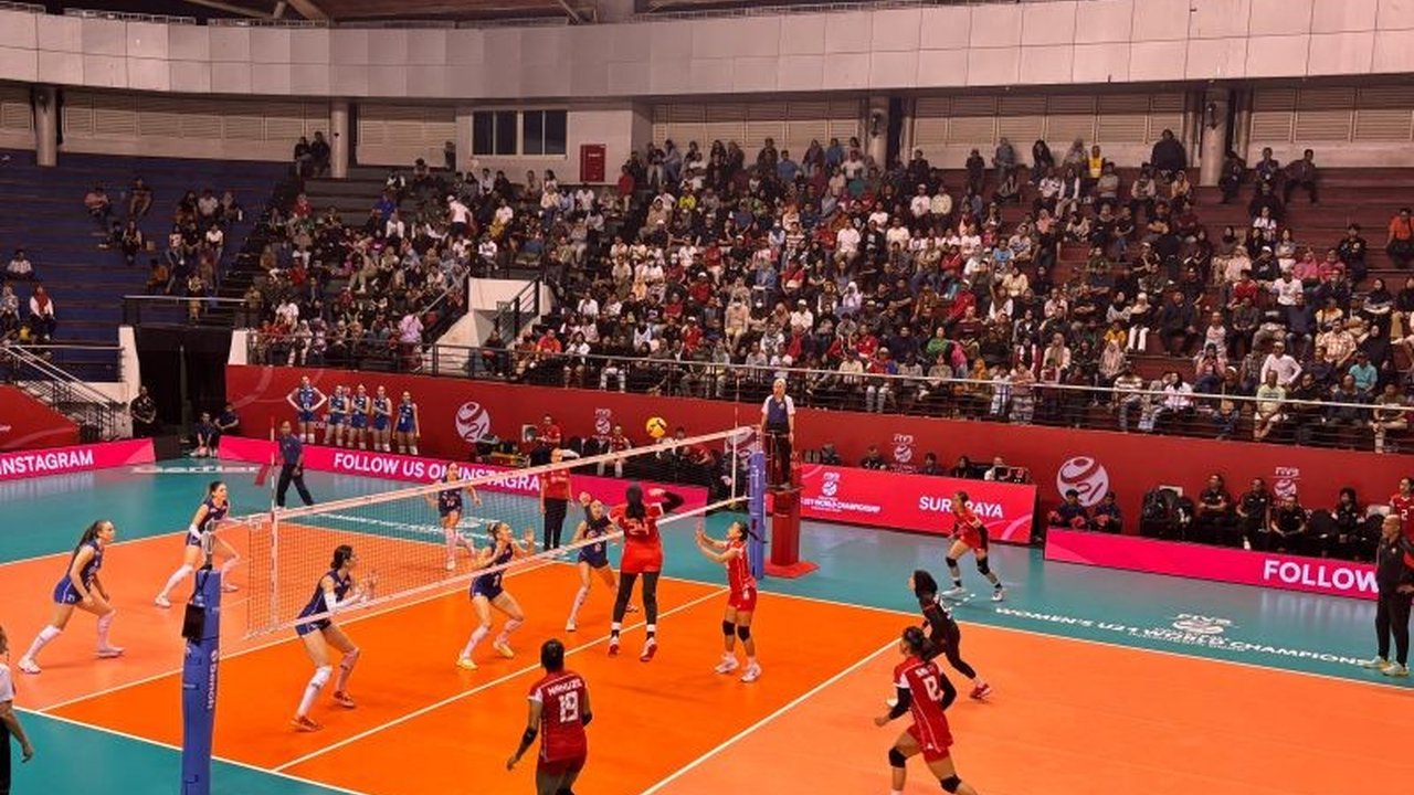 Timnas Voli Putri U-21 Indonesia harus mengakui keunggulan Serbia dalam laga sengit lima set di Kejuaraan Dunia U-21, membuat posisi lolos babak gugur kian sulit.