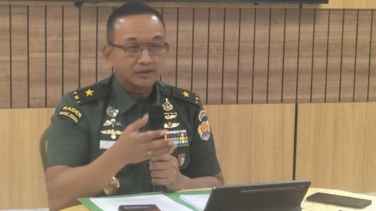 Kasus penganiayaan Prada Lucky Chepril Saputra Namo oleh 20 tersangka, termasuk seorang perwira, terjadi saat pembinaan prajurit TNI AD. Bagaimana kronologinya?