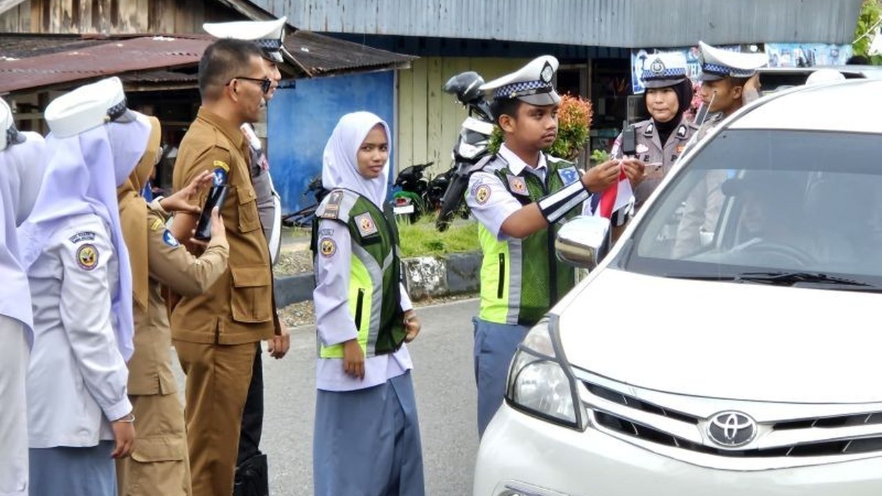Ingin beras murah berkualitas? Satlantas Polres Pasaman hadirkan Bazar Pangan Murah, sediakan beras 5 kg hanya Rp65 ribu. Jangan lewatkan kesempatan ini!