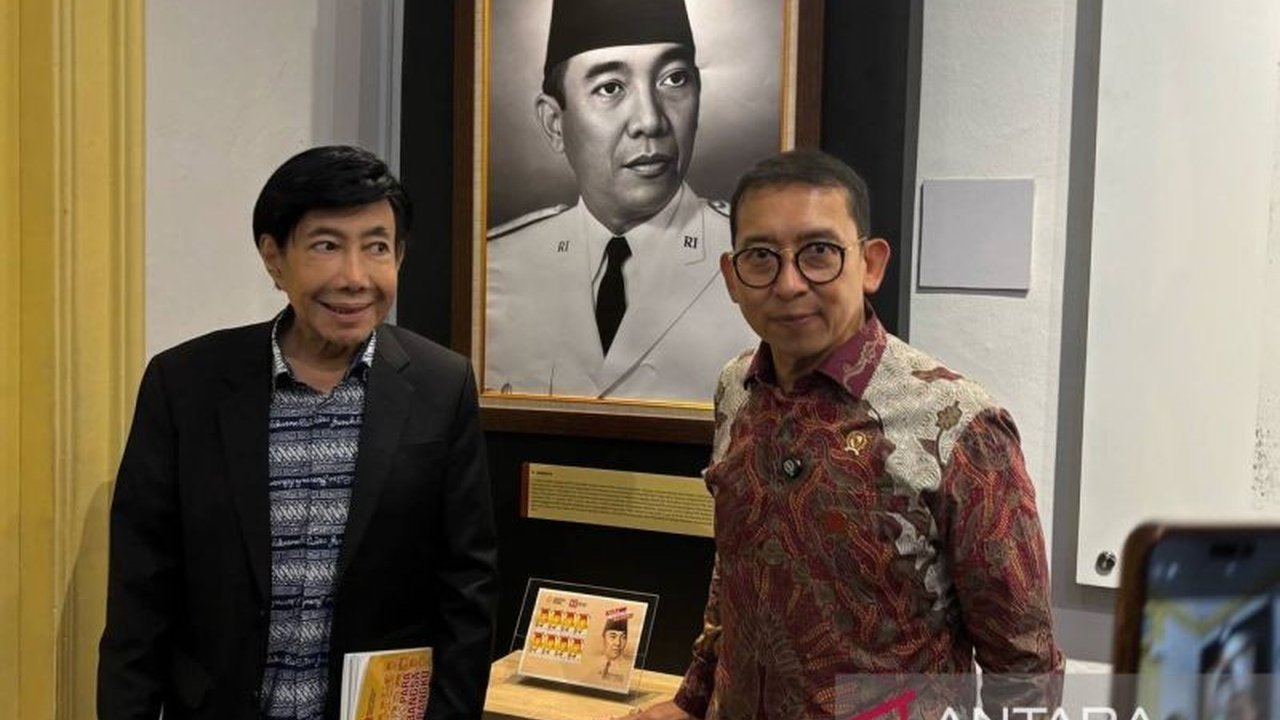 Keluarga pendiri bangsa menyambut baik peluncuran Prangko Pendiri Bangsa sebagai media edukasi sejarah bagi generasi muda. Akankah prangko ini efektif menanamkan nilai patriotisme?