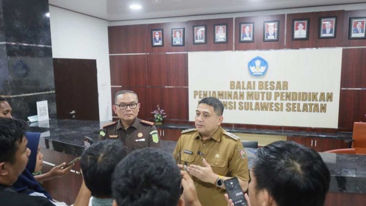 Wali Kota Makassar Munafri Arifuddin mengingatkan para kepala sekolah untuk berhati-hati dalam mengelola Dana BOS, mengingat 12% sekolah terindikasi menyalahgunakan dana tersebut.