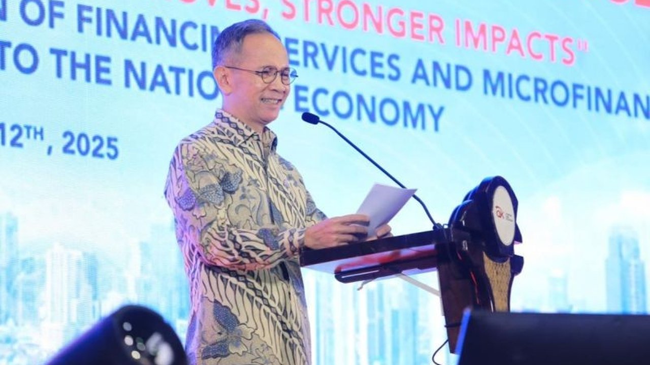 OJK resmi terbitkan POJK UMKM, mewajibkan bank memasukkan target pembiayaan UMKM dalam rencana bisnis mereka. Apa dampaknya bagi UMKM dan perbankan?