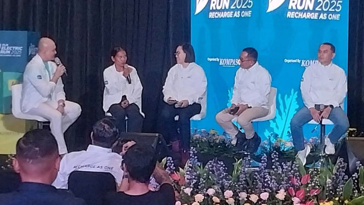 Atlet lari nasional Odekta Elvina Naibaho bertekad memecahkan rekor nasional half marathon putri Triyaningsih di ajang PLN Electric Run 2025. Mampukah ia?