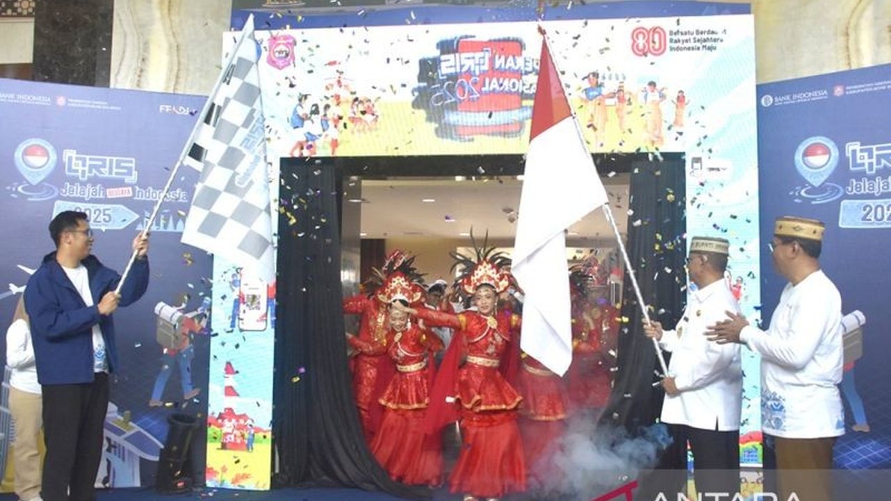 Bupati Bone Bolango Ismet Mile sebut QRIS Jelajah Budaya Nusantara sebagai sarana edukasi pembayaran digital dan promosi pariwisata. Ingin tahu lebih lanjut?