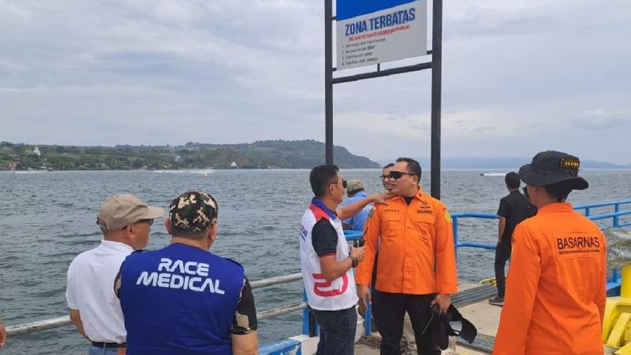 Basarnas Medan siapkan 31 personel dan alut canggih untuk sukseskan Aquabike Jetski 2025 Toba. Simak bagaimana persiapan Basarnas demi kelancaran ajang dunia ini!