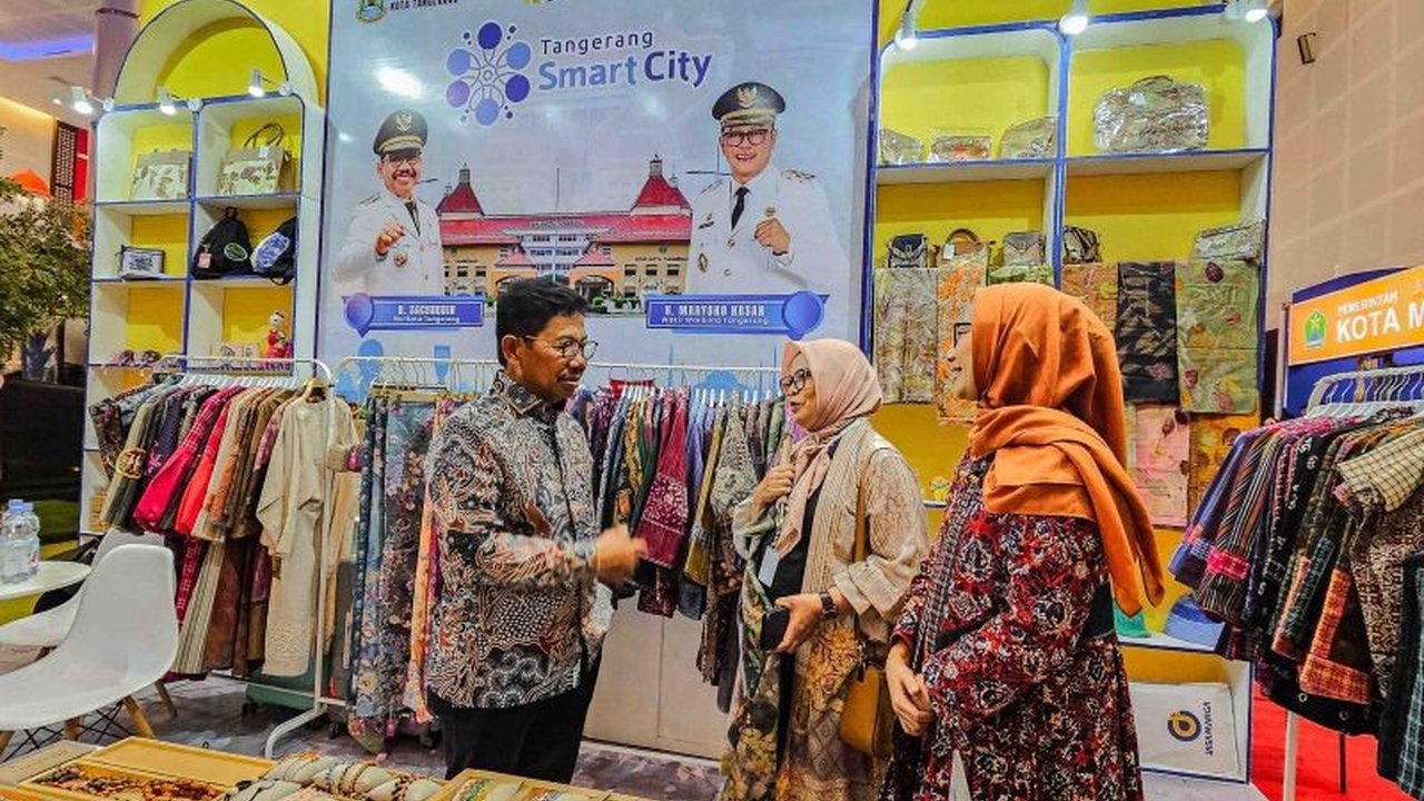 Ratusan UMKM di Kota Tangerang telah menikmati program Sertifikasi Halal Gratis dari pemerintah setempat. Simak bagaimana inisiatif ini memperkuat daya saing produk mereka!