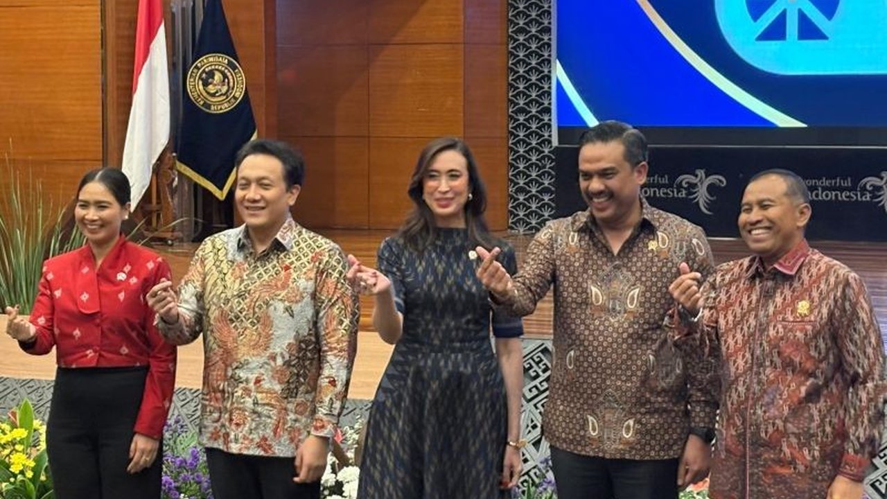 Kementerian Pariwisata menandatangani MoU dengan empat K/L, sinergi ini bertujuan untuk Penguatan Pariwisata Nasional dan mendukung program unggulan Kemenpar. Apa saja kolaborasi strategisnya?