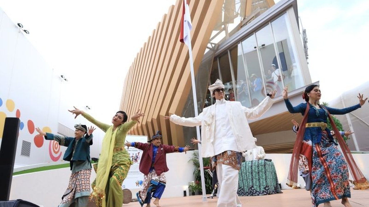 Pertunjukan JIWA di Osaka Expo 2025 menjadi sorotan utama perayaan HUT ke-80 RI, memadukan tradisi dan teknologi digital. Simak bagaimana Indonesia bersuara di panggung dunia!
