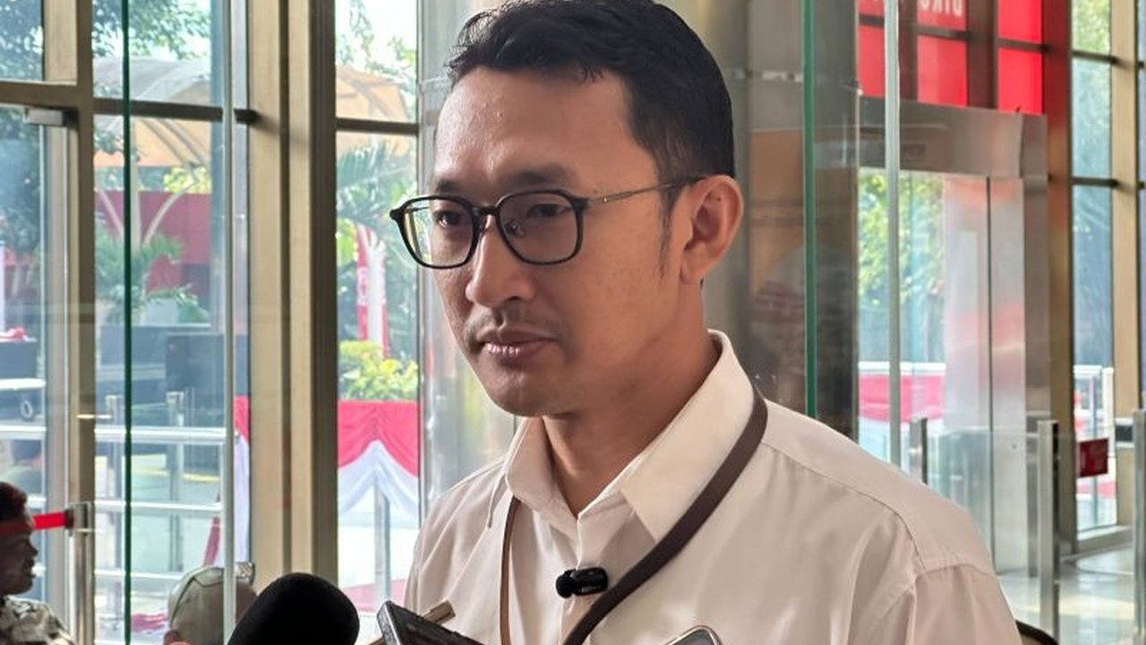 Komisi Pemberantasan Korupsi (KPK) mulai memanggil sejumlah saksi terkait dugaan kasus korupsi PPT ET, perusahaan patungan Indonesia-Jepang yang melibatkan investasi Pertamina. Siapa saja yang dipanggil KPK?