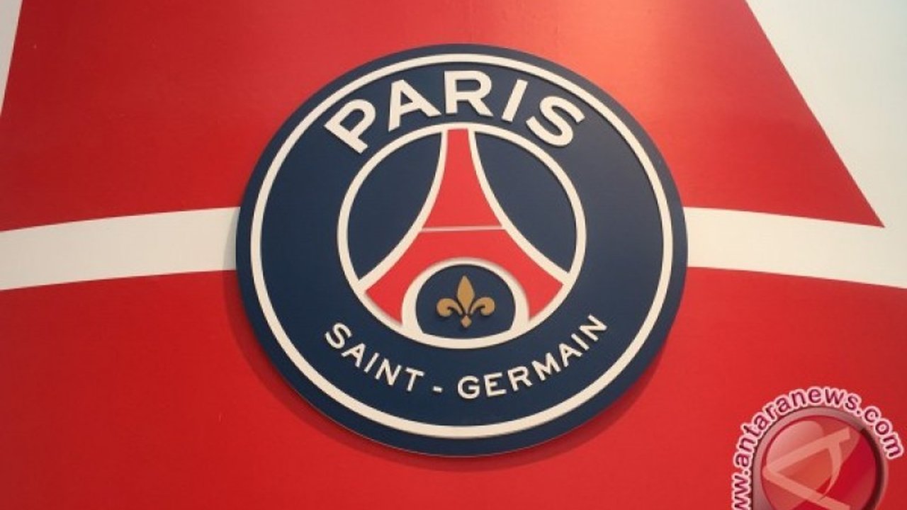 Duel sengit Piala Super UEFA 2025 antara PSG dan Tottenham siap tersaji. Kedua tim menurunkan skuad terbaiknya, siapakah yang akan meraih gelar perdana?