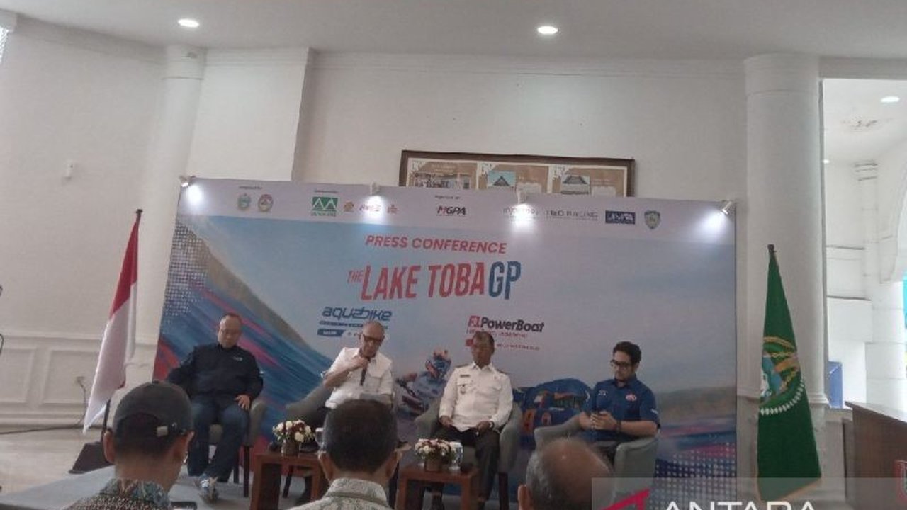Kejuaraan Jetski Dunia 2025 di Danau Toba diprediksi Pemprov Sumut akan mendongkrak perekonomian lokal. Siapkah Sumatera Utara menyambut ajang internasional ini?
