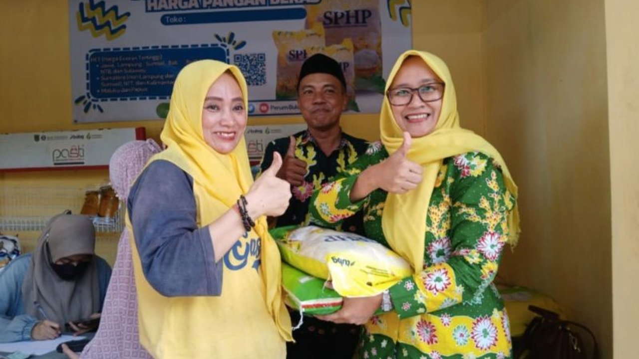 Pemerintah Kabupaten Pasuruan memberikan subsidi Rp4.500 per kemasan untuk harga beras SPHP. Simak bagaimana kebijakan ini meringankan beban masyarakat.