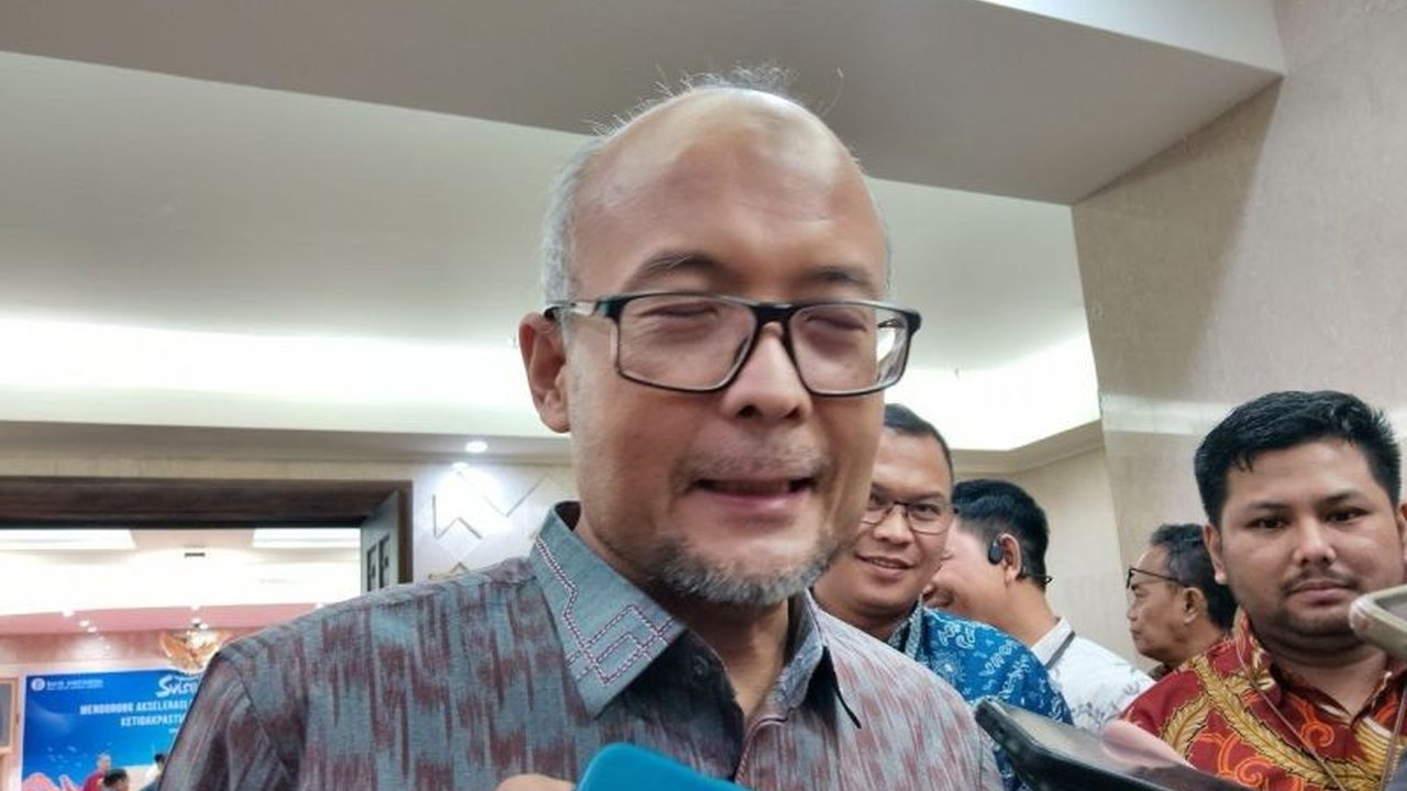 Penurunan ekspor nikel signifikan menekan pertumbuhan ekonomi Sulawesi Selatan pada Kuartal II 2025. Bank Indonesia menyoroti perlunya diversifikasi ekonomi.