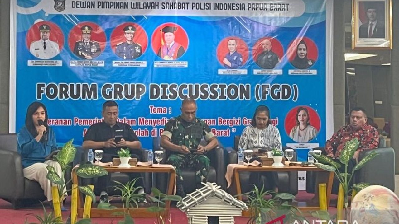 Badan Gizi Nasional (BGN) mencatat tiga kabupaten di Papua Barat telah membentuk Satgas Pengawasan MBG. Simak peran penting satgas ini dalam memastikan gizi anak.