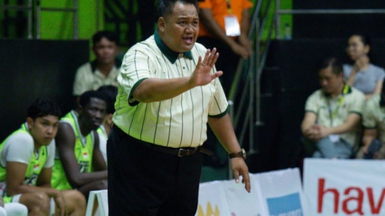 Manajemen Pacific Caesar Surabaya secara resmi mengumumkan perpanjangan kontrak Coach Bedu sebagai pelatih kepala hingga IBL 2026, menyusul peningkatan performa tim yang signifikan.