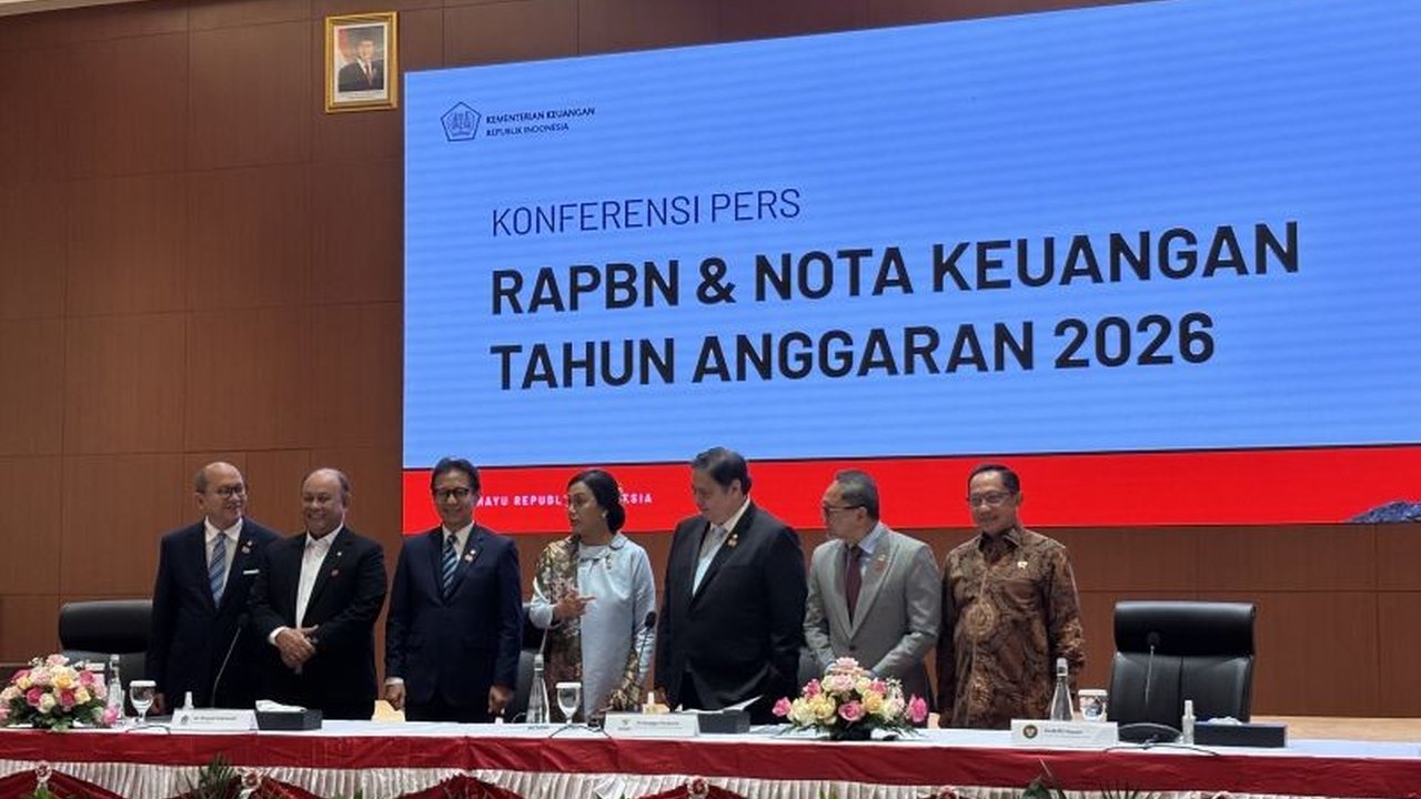 Pemerintah menargetkan Rasio Utang Pemerintah terhadap PDB sebesar 39,96% pada RAPBN 2026. Strategi apa yang disiapkan untuk mengendalikan utang negara?