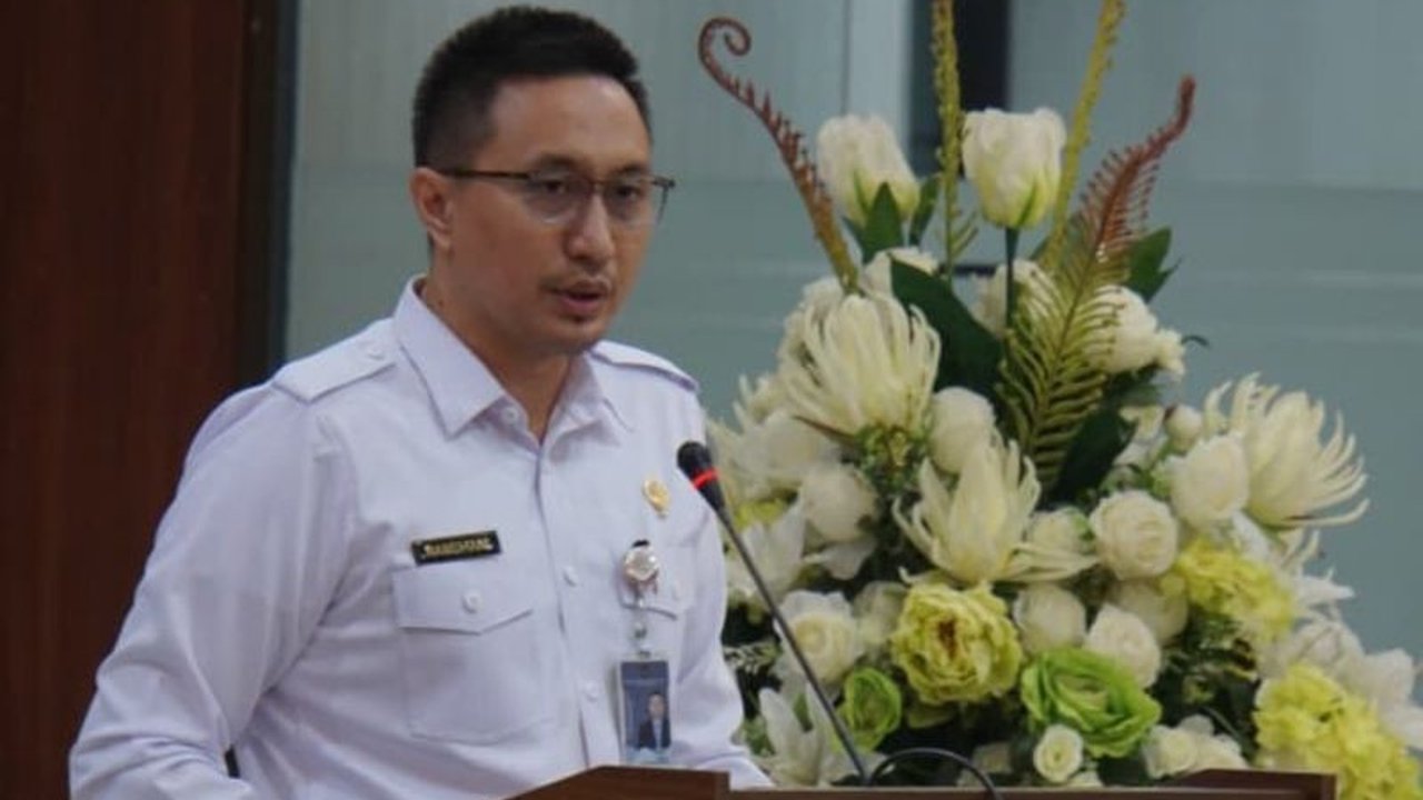 Kantor Imigrasi Sulawesi Utara telah menyerahkan data 589 Warga Keturunan Filipina kepada Konsulat Jenderal Filipina, sebuah langkah krusial untuk kepastian hukum dan status keimigrasian.