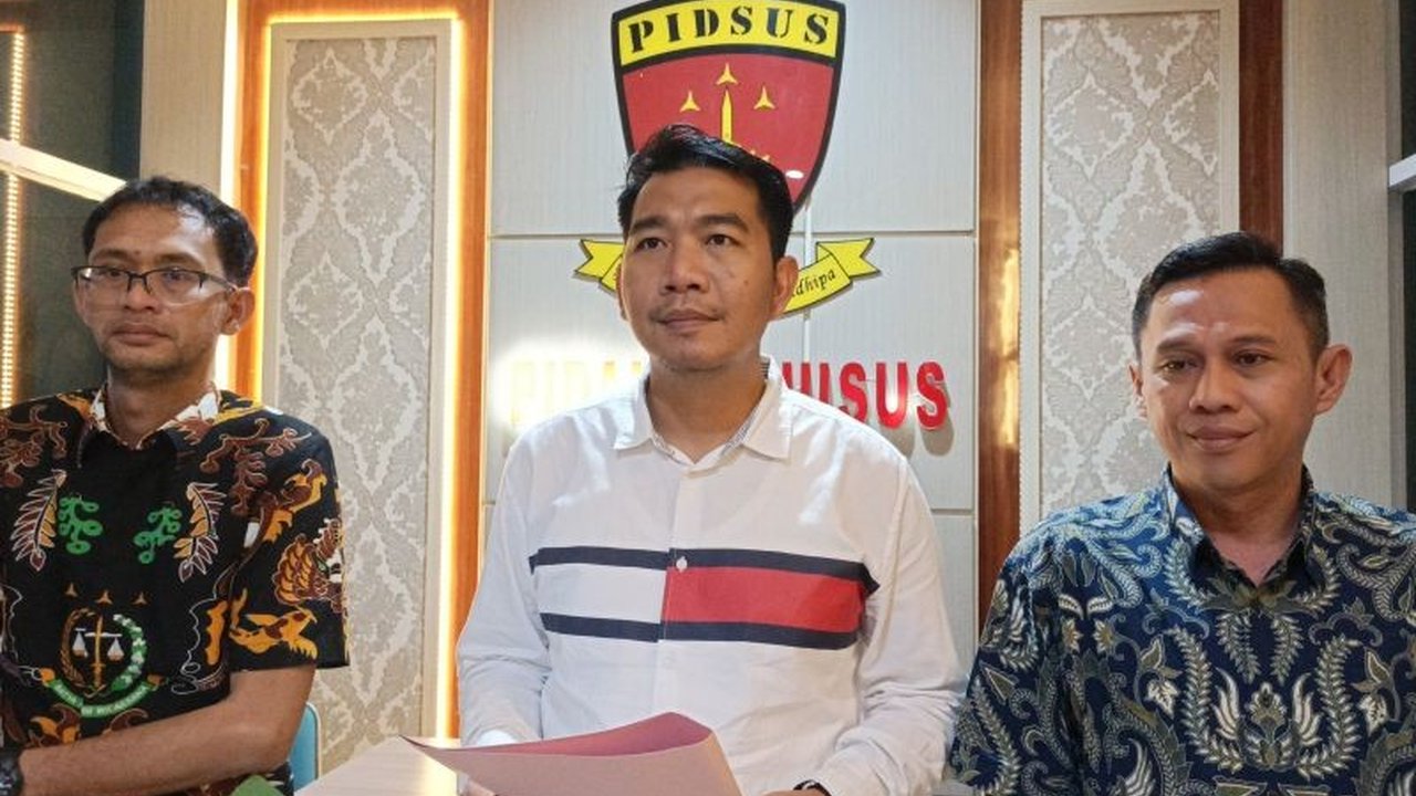 Kejaksaan Tinggi Lampung menyatakan berkas perkara korupsi mantan Bupati Lamtim Dawam Rahardjo dan tiga tersangka lainnya telah lengkap, siap disidangkan. Kasus ini merugikan negara Rp3,8 miliar.