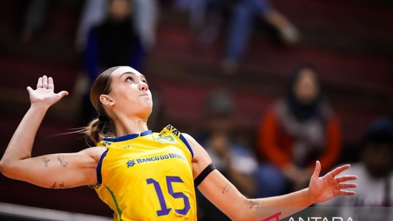 Simak rekap lengkap babak perempat final Kejuaraan Dunia Voli U-21 Putri 2025 di Surabaya. Brasil melaju mulus, sementara Jepang menjadi satu-satunya wakil Asia.
