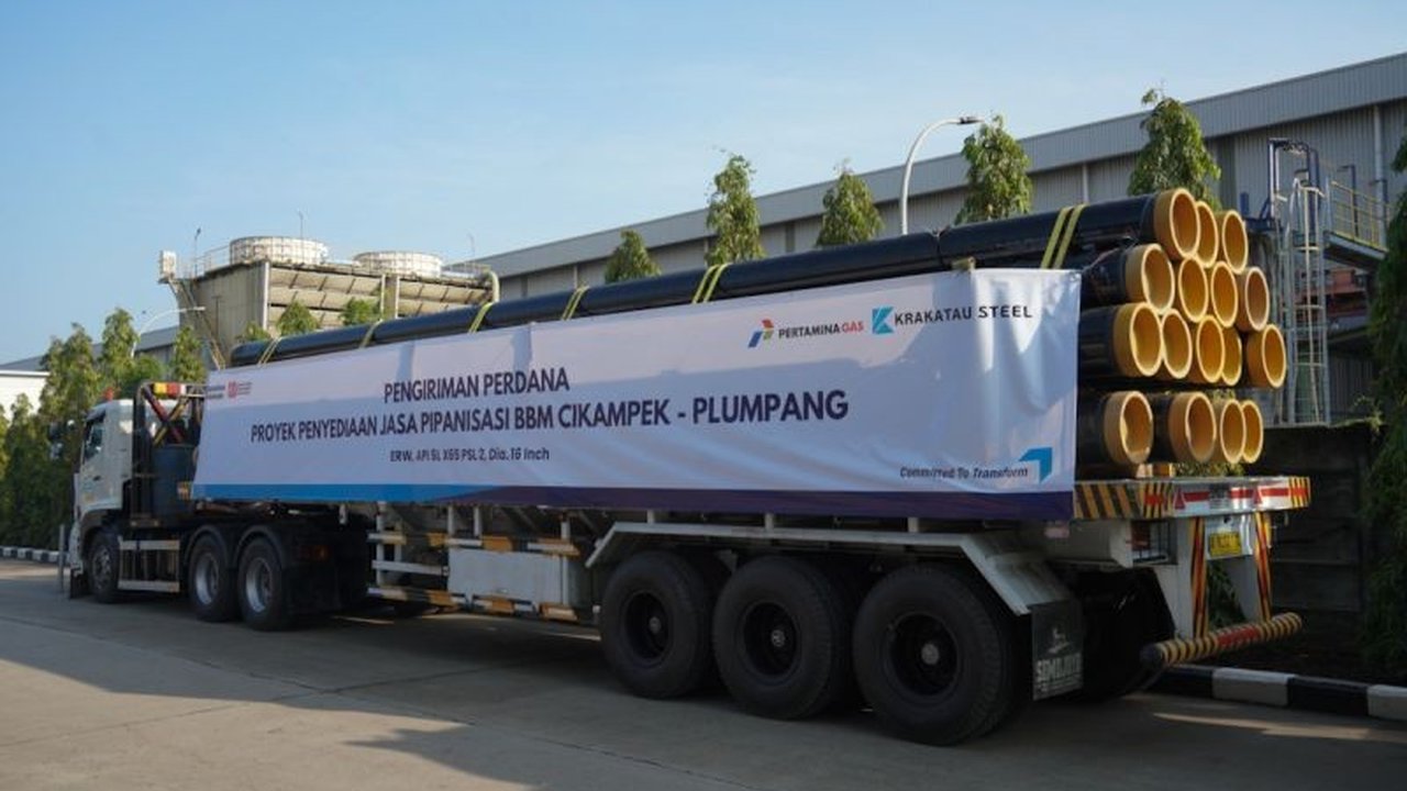 Pertagas dan Krakatau Steel bersinergi dalam Proyek Pipa BBM Cikampek-Plumpang sepanjang 96 KM, menandai langkah penting penguatan infrastruktur energi nasional. Simak detailnya!