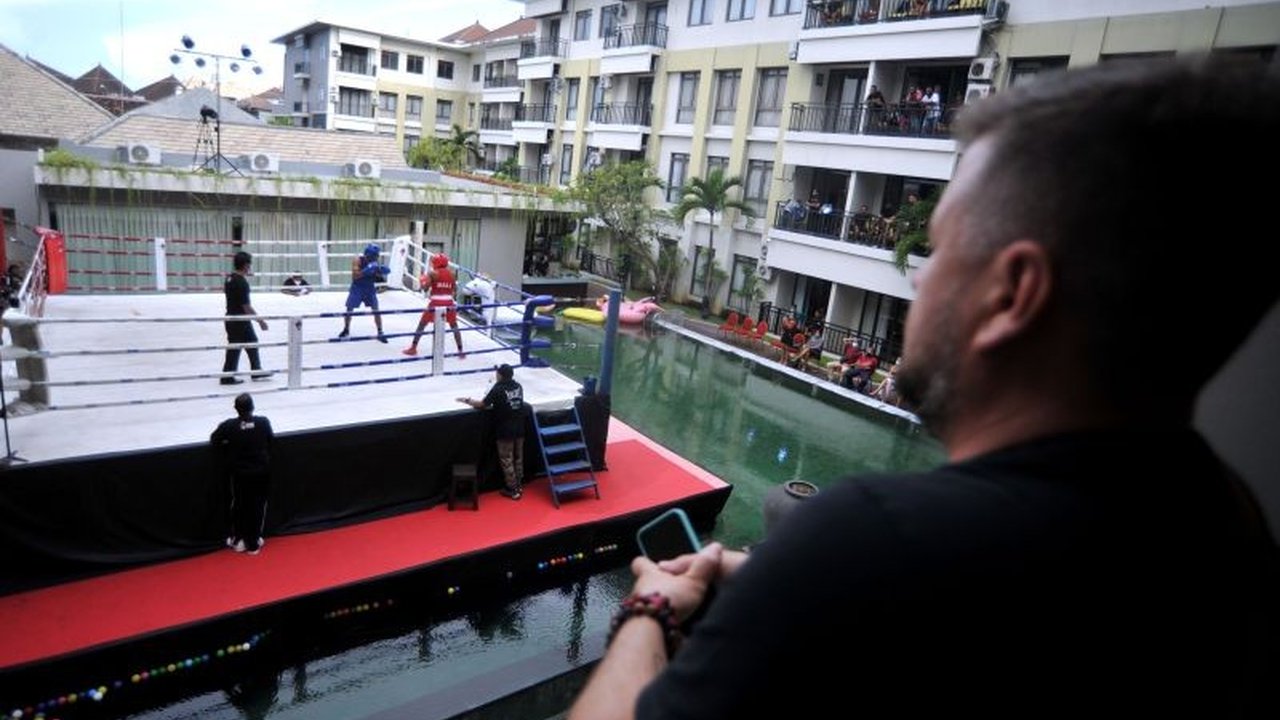 World Boxing Association (WBA) mengungkap alasan di balik sebutan 'Ring Tinju' untuk arena berbentuk segi empat. Ternyata, sejarah panjang olahraga ini menyimpan jawabannya.