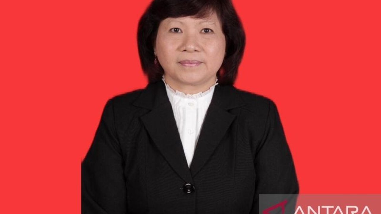 Akademisi Unpatti menyoroti pengembangan pelabuhan modern sebagai strategi vital untuk memperkuat Daya Saing Ekonomi Maluku di tingkat nasional dan global. Simak selengkapnya!