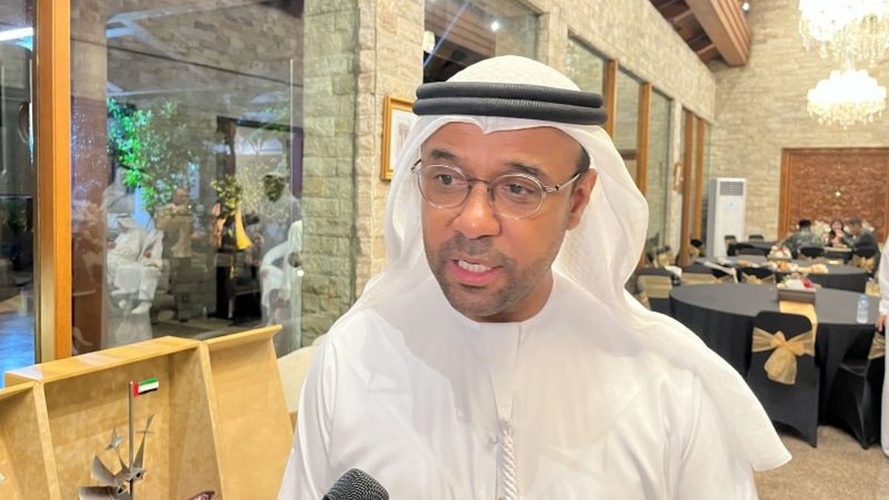 Uni Emirat Arab (UEA) berkomitmen mempererat Kerja Sama Teknologi Pendidikan Indonesia UEA, menjajaki AI, pusat data, hingga fasilitas kesehatan modern demi kemajuan bersama.