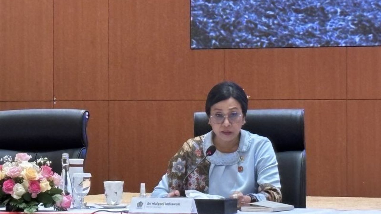 Menteri Keuangan Sri Mulyani Indrawati merinci anggaran kesehatan RAPBN 2026 sebesar Rp244 triliun. Simak alokasi dana fantastis ini untuk peningkatan layanan kesehatan masyarakat.