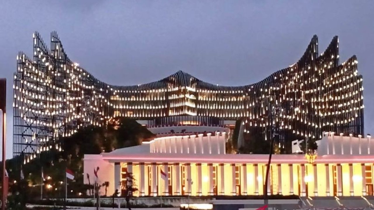 Otorita IKN siapkan perayaan HUT Ke-80 RI di Nusantara selama tiga hari penuh, mulai dari penanaman pohon, renungan suci, upacara bendera, hingga pesta rakyat yang meriah. Simak detailnya!