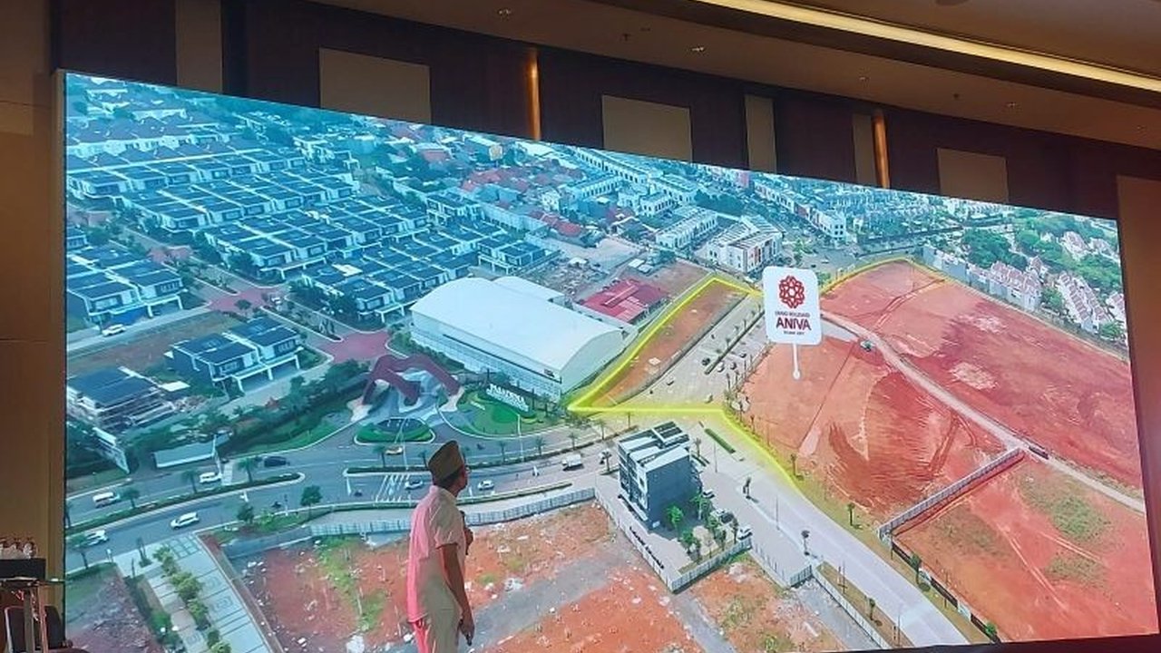 Paramount Land berhasil mencetak pendapatan fantastis Rp300 miliar dari penjualan 46 unit ruko di Gading Serpong dalam tiga pekan, menunjukkan potensi besar pasar properti komersial.