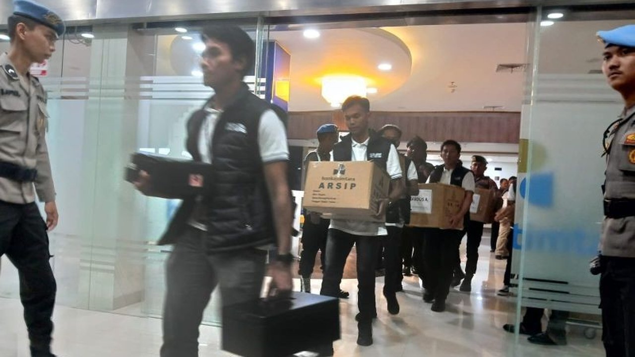 Kasus kredit fiktif Bankaltimtara di Kaltara terkuak, merugikan negara Rp275,2 miliar dari 47 fasilitas KMK. Siapa saja yang terlibat dan bagaimana modus operandi kejahatan ini?