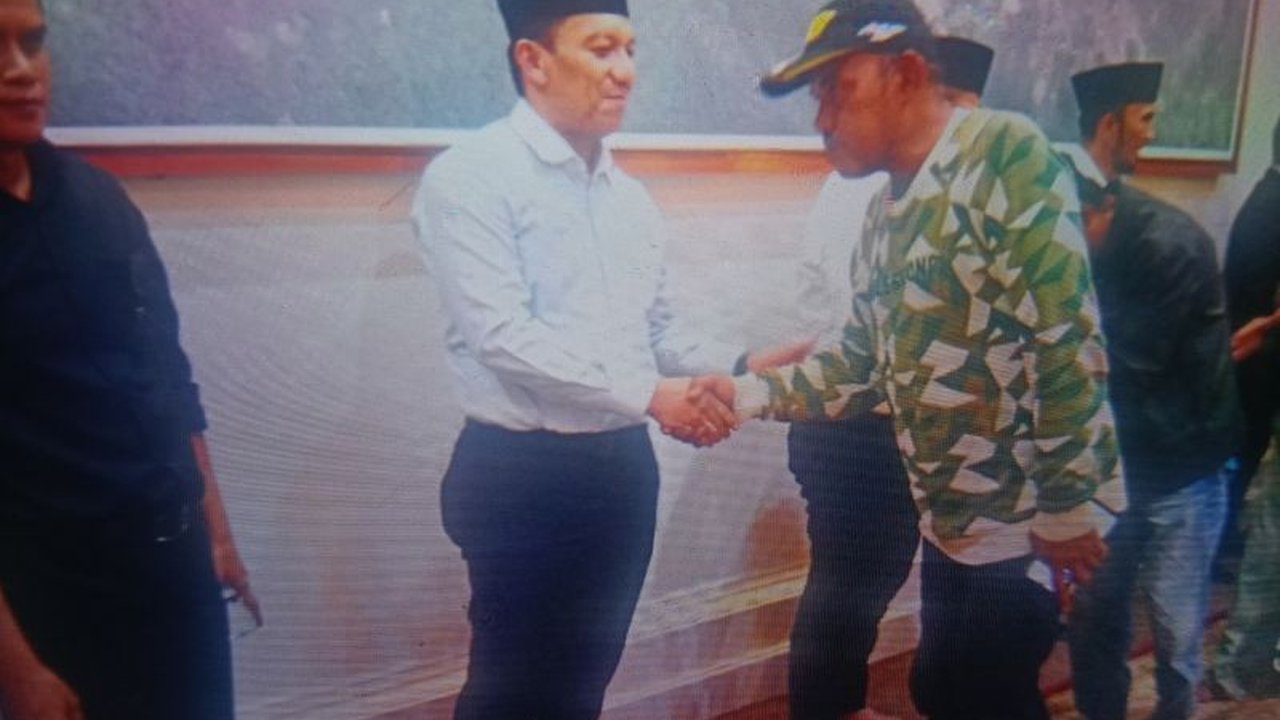 Pemerintah Kota Padang Panjang mengusulkan 182 pegawai non-ASN untuk menjadi Pegawai Pemerintah dengan Perjanjian Kerja (PPPK). Simak detail persyaratan dan batas waktu pengajuan usulan PPPK Padang Panjang ini agar tidak terlewat!