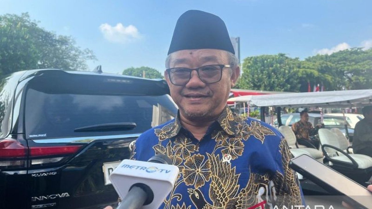 Mendikdasmen Abdul Mu'ti menekankan pentingnya Paskibraka menghayati makna pengibaran bendera Merah Putih, bukan hanya sebagai tugas, melainkan simbol kedaulatan bangsa pada HUT ke-80 RI.