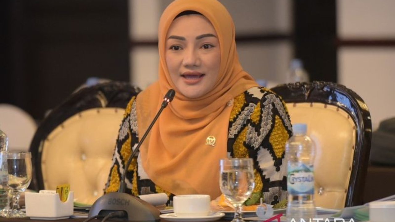 Anggota DPR RI menyoroti efisiensi penggunaan Anggaran Pendidikan senilai Rp757,8 triliun dalam RAPBN 2026, mengingatkan potensi kebocoran dan dampaknya pada kualitas SDM.