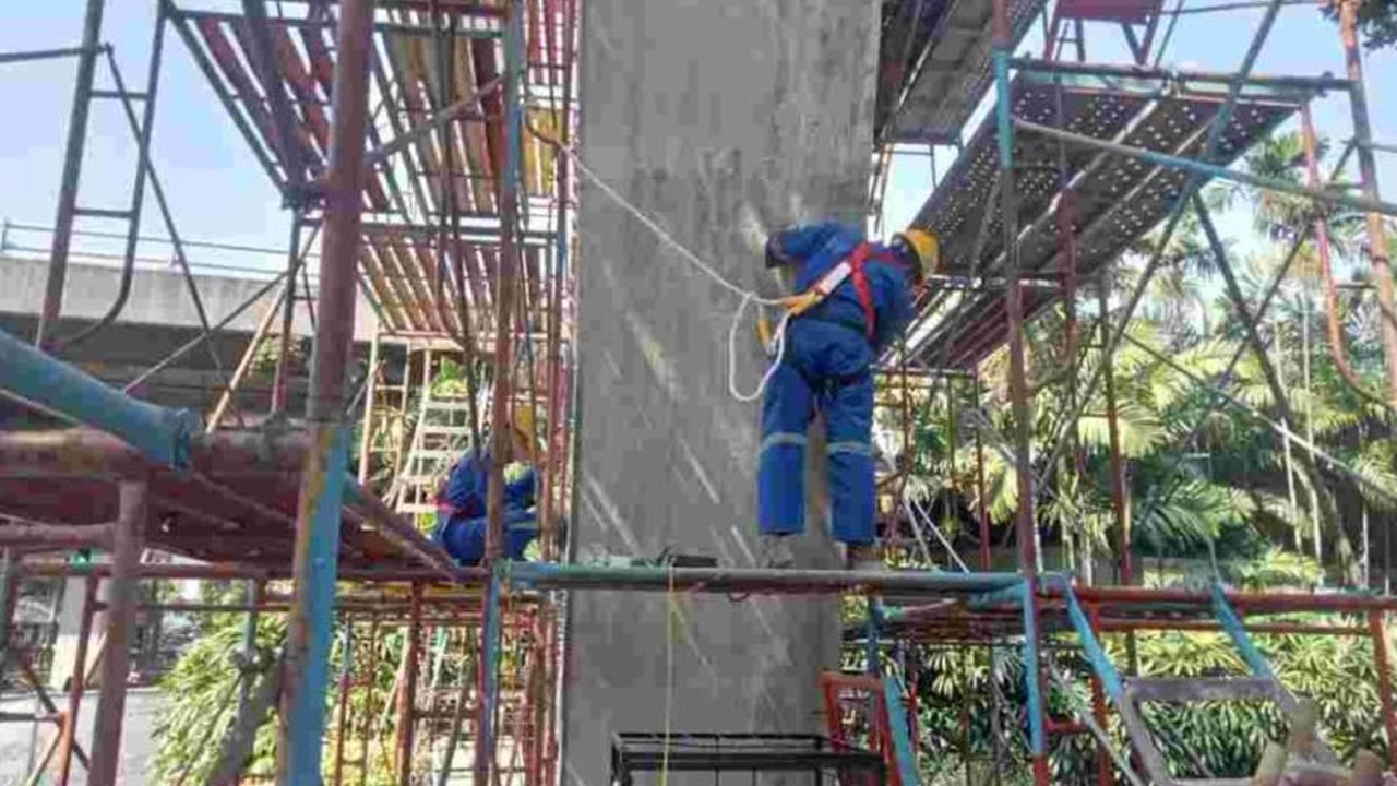 Pemerintah Provinsi DKI Jakarta memulai konservasi tiang Patung Pancoran atau Patung Dirgantara, sebuah langkah penting untuk melestarikan cagar budaya Ibu Kota. Simak detailnya!