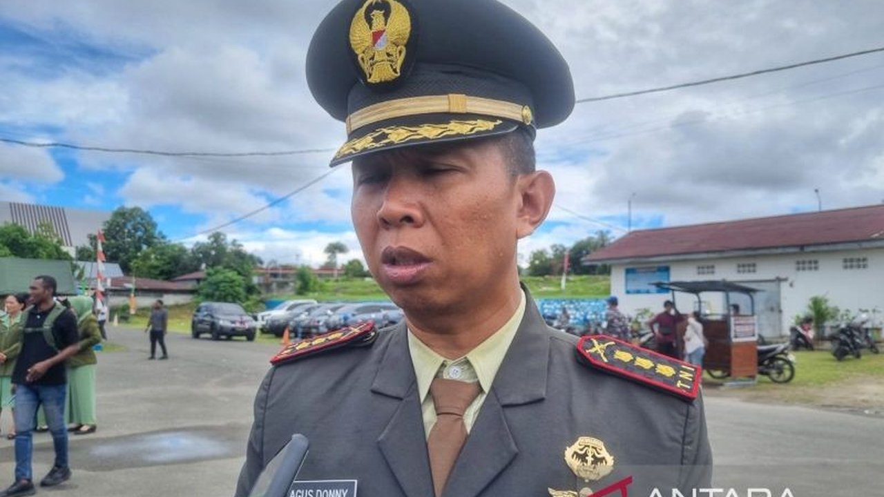 Program Makan Bergizi Gratis (MBG) di Manokwari telah menjangkau ribuan siswa. Simak detail jangkauan dan evaluasi terkini dari program penting ini.