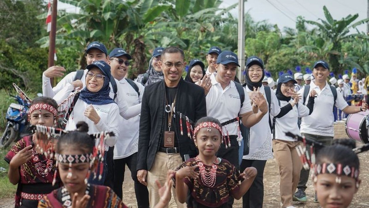 PT Bank Tabungan Negara (Persero) Tbk kembali memimpin Relawan Bakti BUMN dalam program kesehatan, ketahanan pangan, dan lingkungan di Paser, Kalimantan Timur. Simak dampak positifnya!