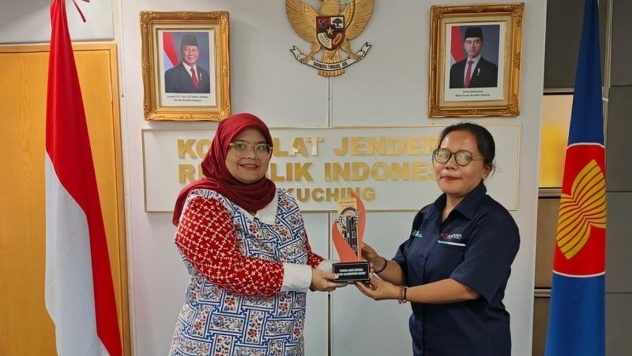 KJRI Kuching dan ANTARA Kalbar perkuat kolaborasi pemberitaan untuk optimalkan penyebaran informasi layanan WNI, perlindungan, dan diplomasi publik. Bagaimana sinergi ini akan membawa dampak positif?