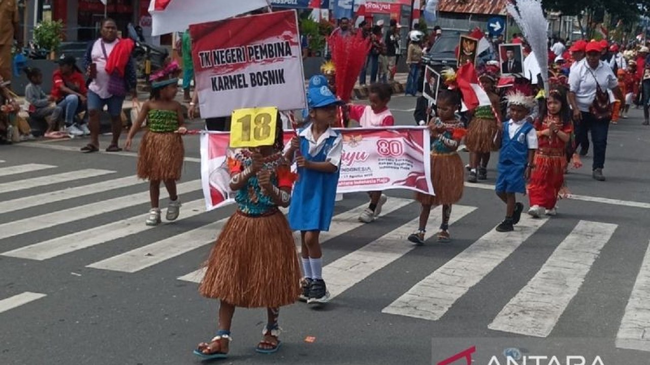 Pemerintah Kabupaten Biak Numfor serius dalam pencegahan stunting anak melalui program Cek Kesehatan Gratis, menunjukkan angka stunting yang menggembirakan di bawah target nasional.