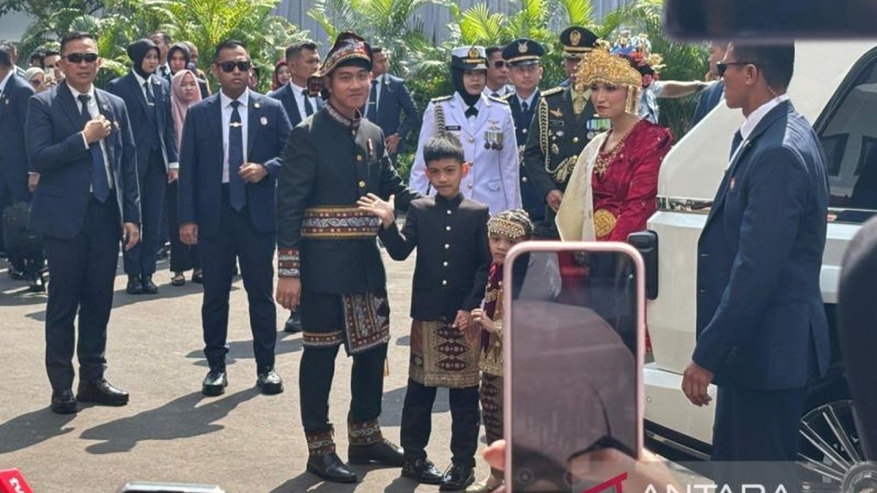 Fakta Unik Busana Adat Gayo Gibran di Peringatan HUT ke-80 RI: Tampil Kharismatik di Istana Merdeka