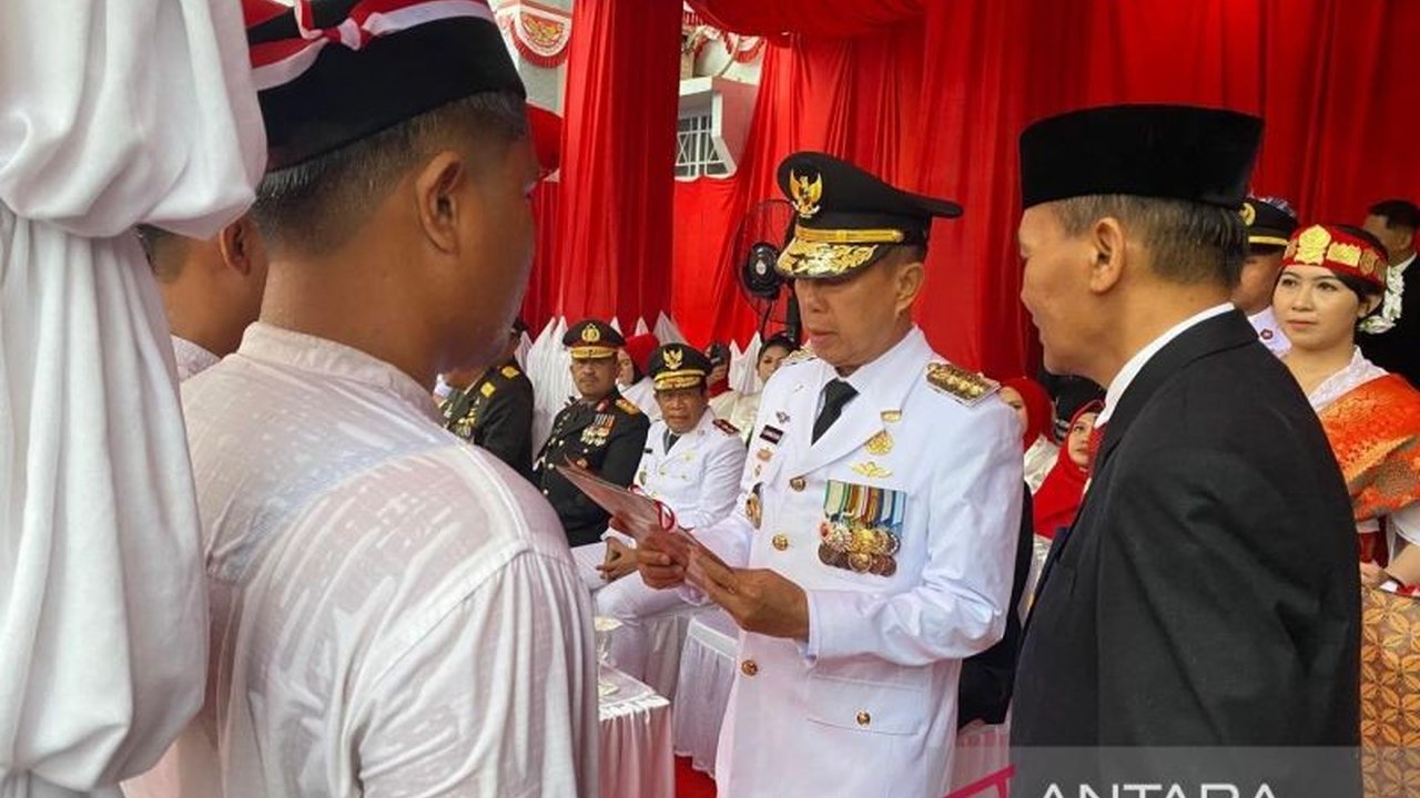 Sebanyak 2.339 warga binaan di Sultra menerima Remisi Dasawarsa spesial HUT ke-80 RI, dengan 34 di antaranya langsung bebas. Apa makna remisi langka ini bagi mereka?