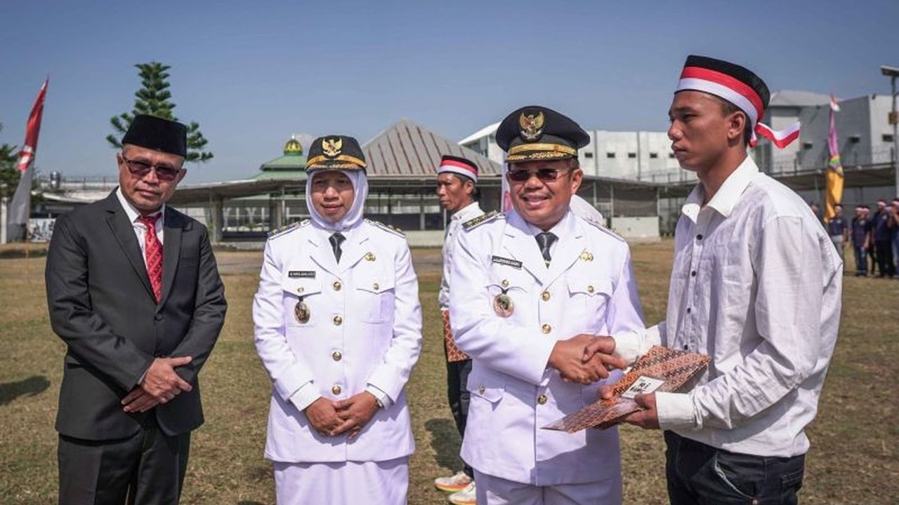 Sebanyak 1.340 narapidana Lapas Lombok Barat menerima remisi dasawarsa dan remisi umum pada HUT Ke-80 RI, sebuah momen langka yang terjadi setiap 10 tahun sekali.