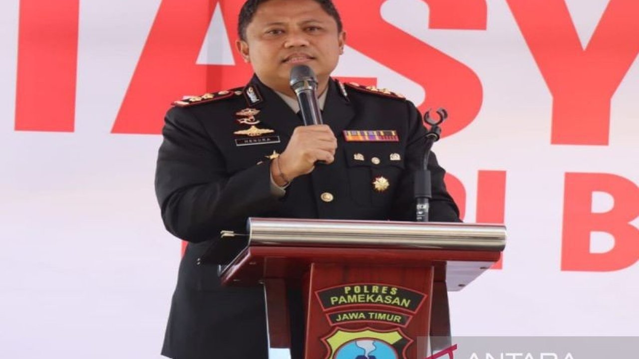 Polres Pamekasan memberikan pendampingan psikologis kepada korban perundungan siswi Pamekasan yang viral. Kasus ini telah naik ke tahap penyidikan.